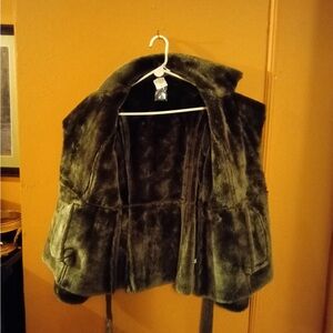 Women's Faux Fur Vest - Olive Green